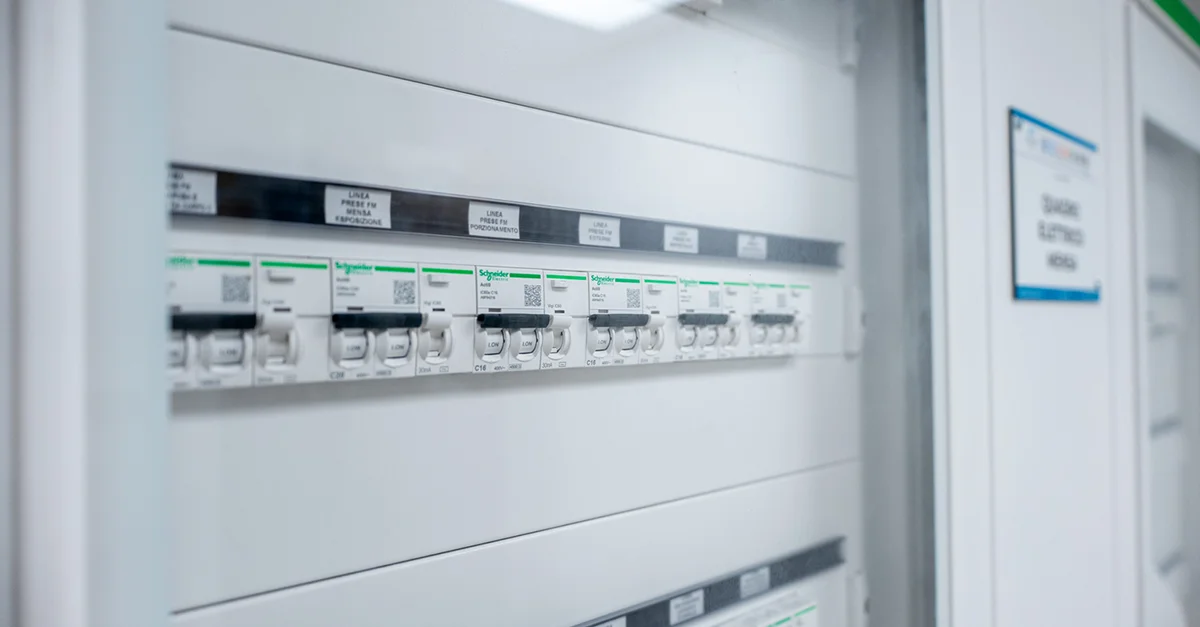 Centrale termica, cabina MT/BT e quadri elettrici - Quadro elettrico dettaglio - Bontempi Impianti