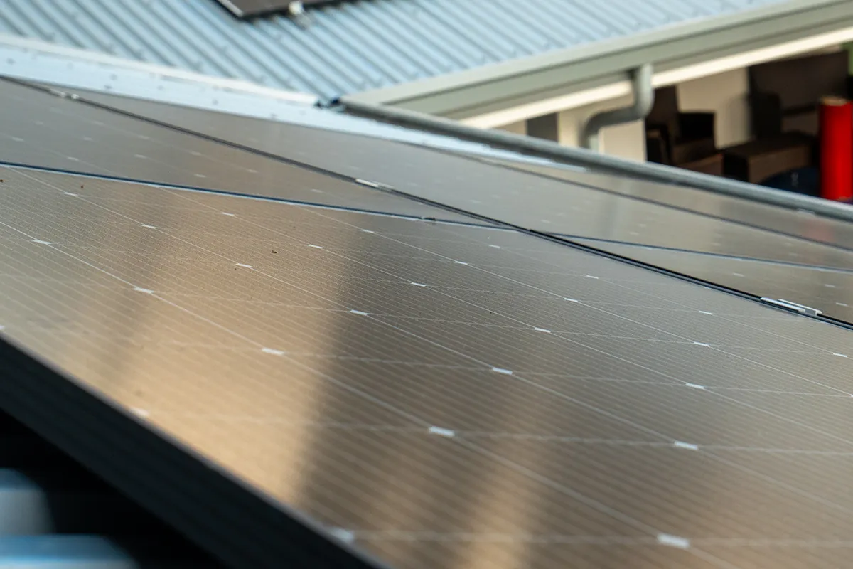 Impianti RSA a Brescia - Impianto Fotovoltaico - Dettaglio pannello - Bontempi Impianti