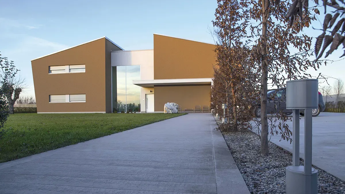 Wolf Haus - Impianto elettrico - Clinica La Nuvola - Orzinuovi - Esterno Illuminato - Bontempi Impianti